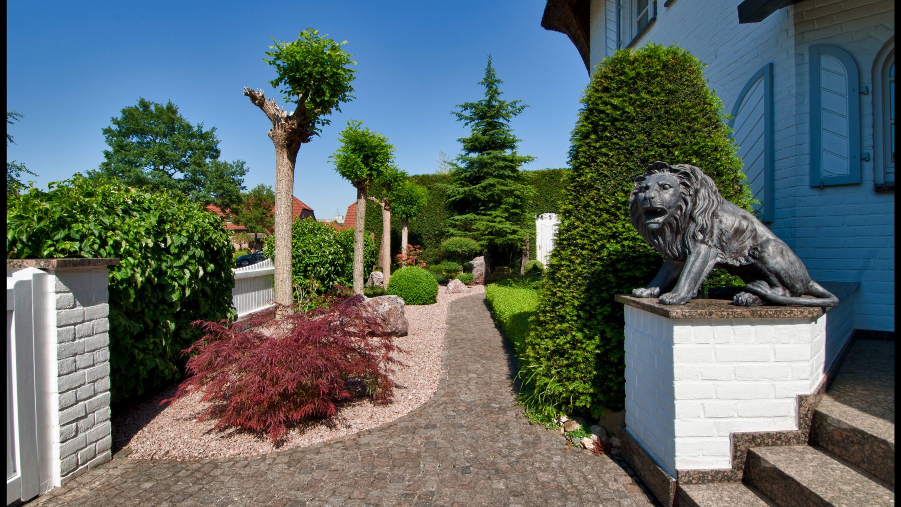 2.9 Ausstrahlung der Elemente - Naturgarten mit Glanzrolle für Stein und Wasser