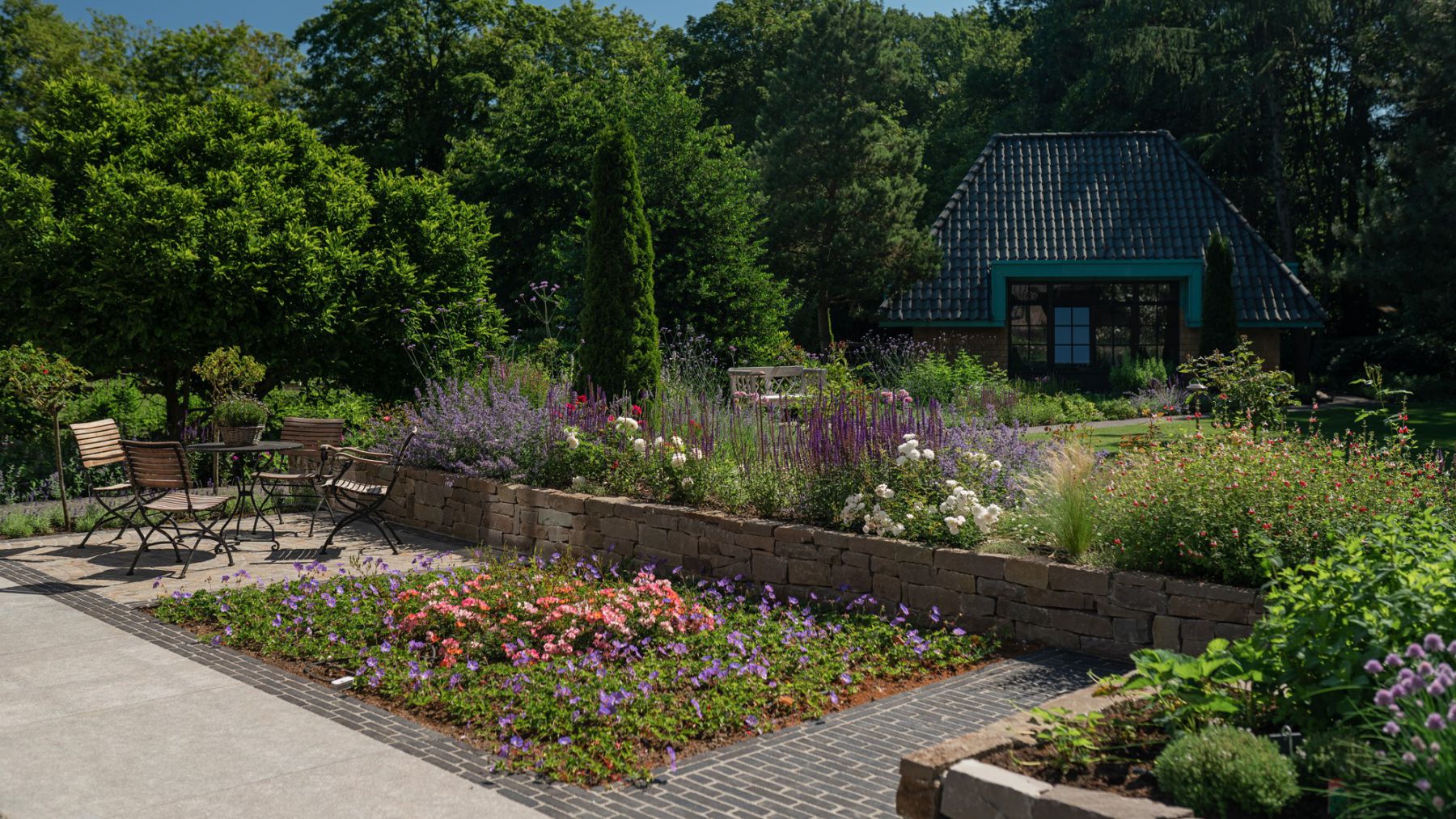 2.3 Harmonischer Landhausgarten - ein Rückzugsort mitten in der Natur in Barlo